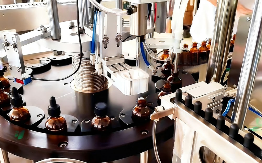 Filling line for essential oil bottles