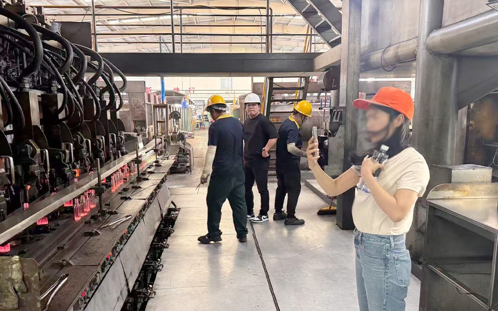 2025.04.31 Amber Glass Jar Customer From New Zealand